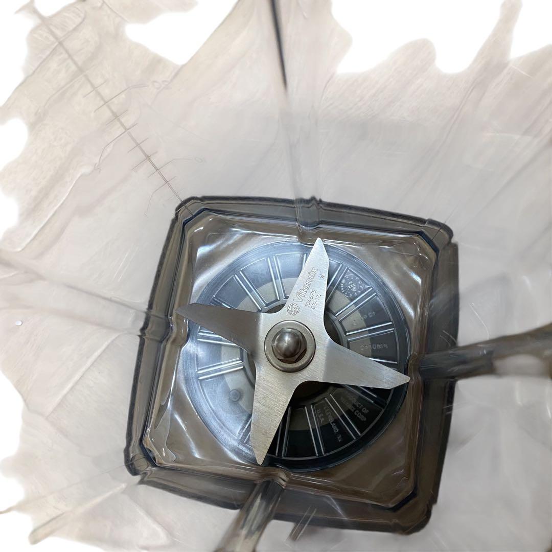 【美品】Vitamix VM0111 TNC5200 高性能ブレンダー