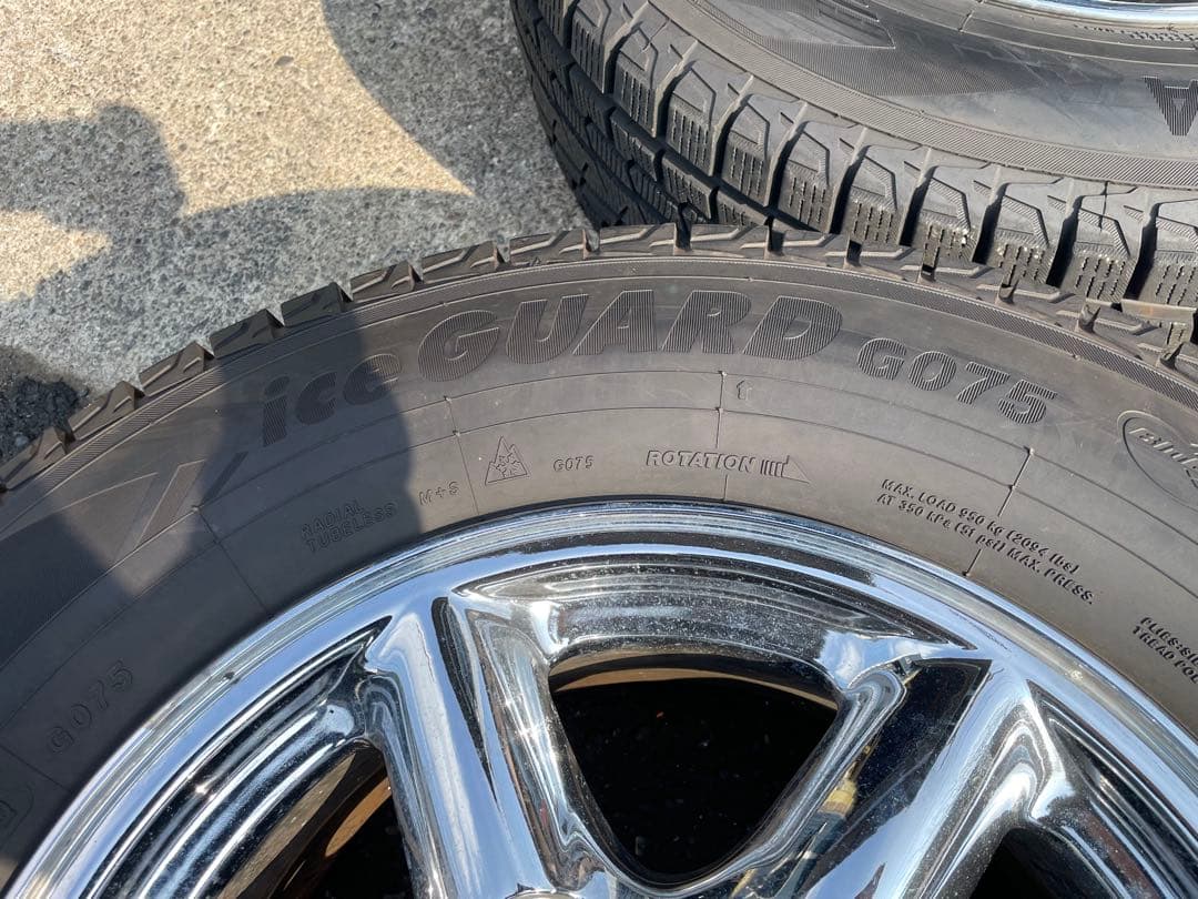 235/70R16 M14 GMC タホ スタッドレスタイヤホイール‼️バラ売り可