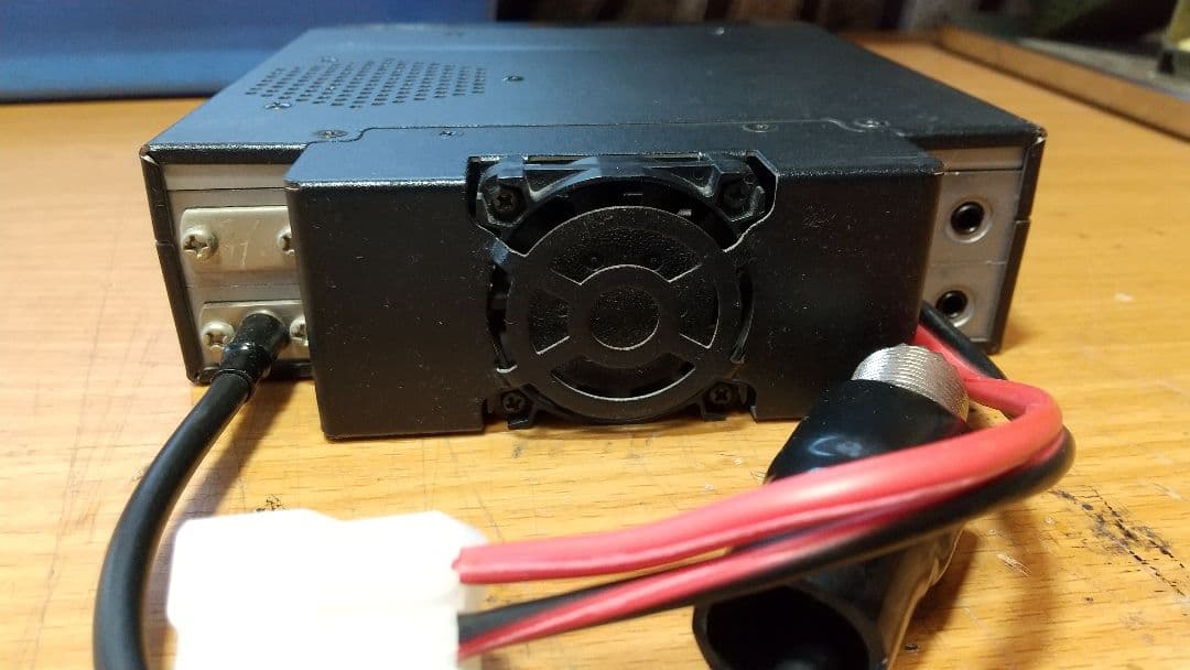 Icom IC-2700 デュアルバンドトランシーバー