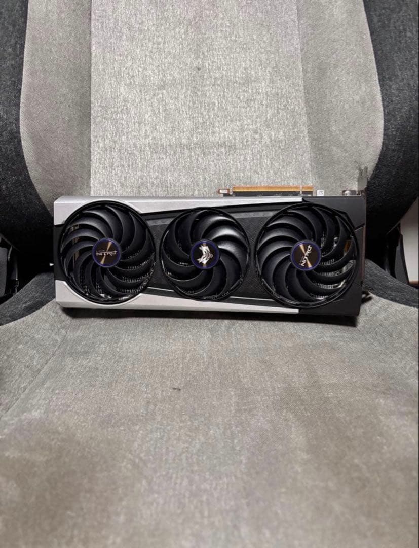 RX6700XT 3ファン グラフィックボード HDMI接続