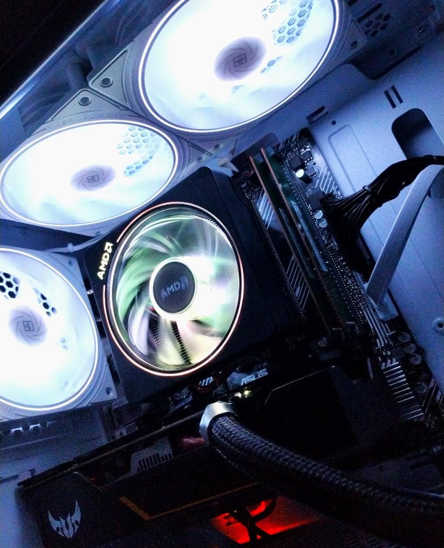 ゲーミングPC/Ryzen7 3700X/GTX1660Super/ダブルSSD