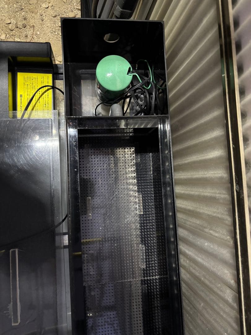 上部フィルター