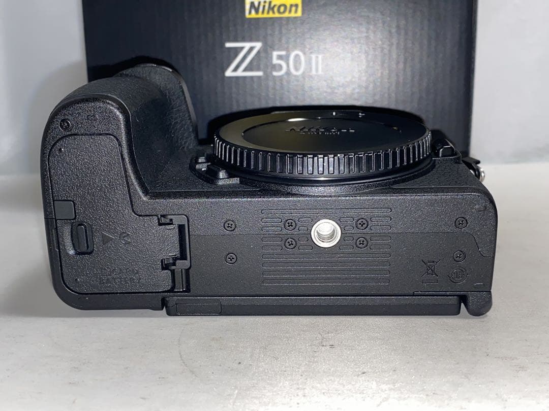 【新品同様品】 Nikon z50ii ボディ 本体