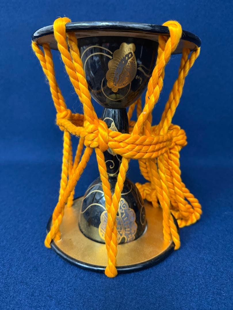 ① 小鼓 太鼓 蒔絵 金彩 雅楽 能楽 和楽器 打楽器 古玩 旧家 蔵出 骨董品