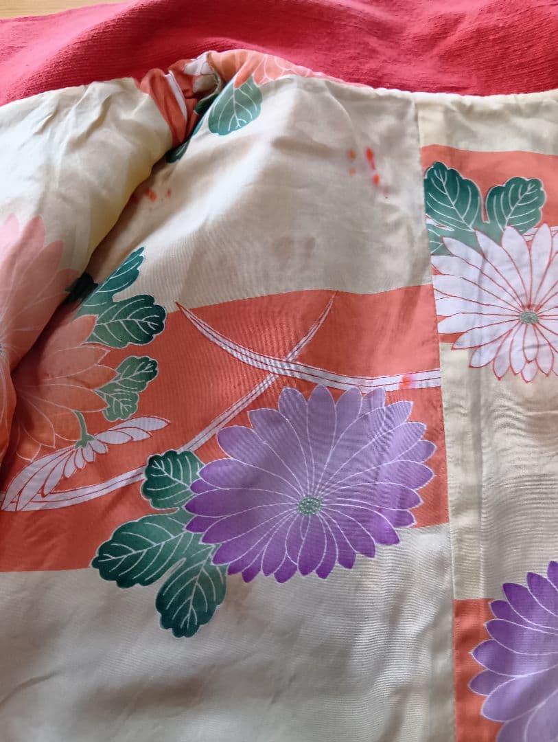 古布の裂き織りジャケットとベスト です。