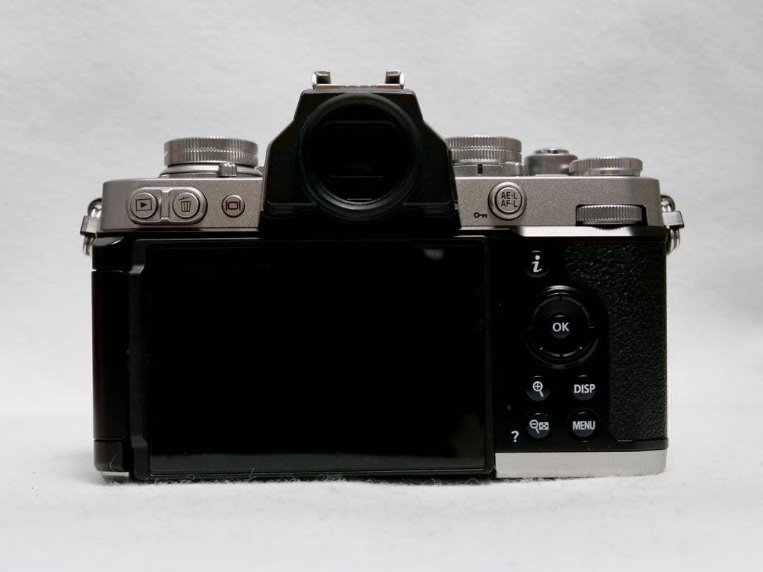 [ジャンク] NIKON / Zfc 16-50 VR SLレンズキット