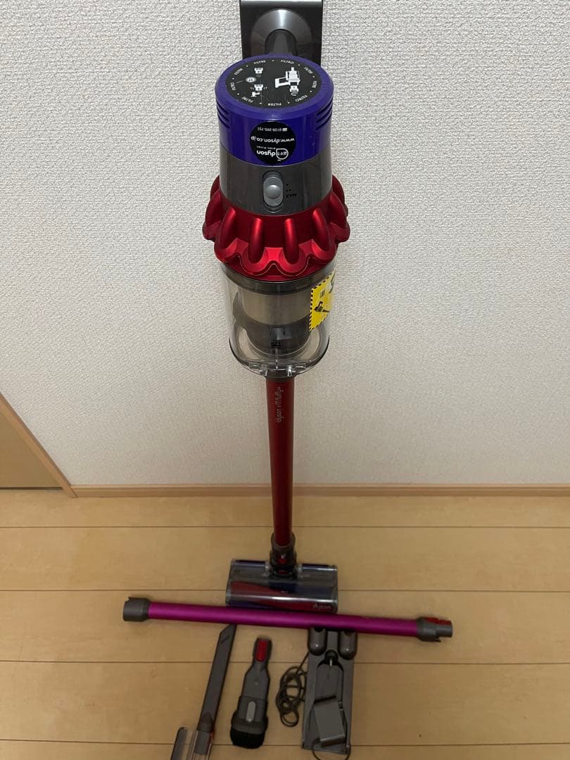 【良品】Dyson Cyclone V10 sv12エコーモード７５分