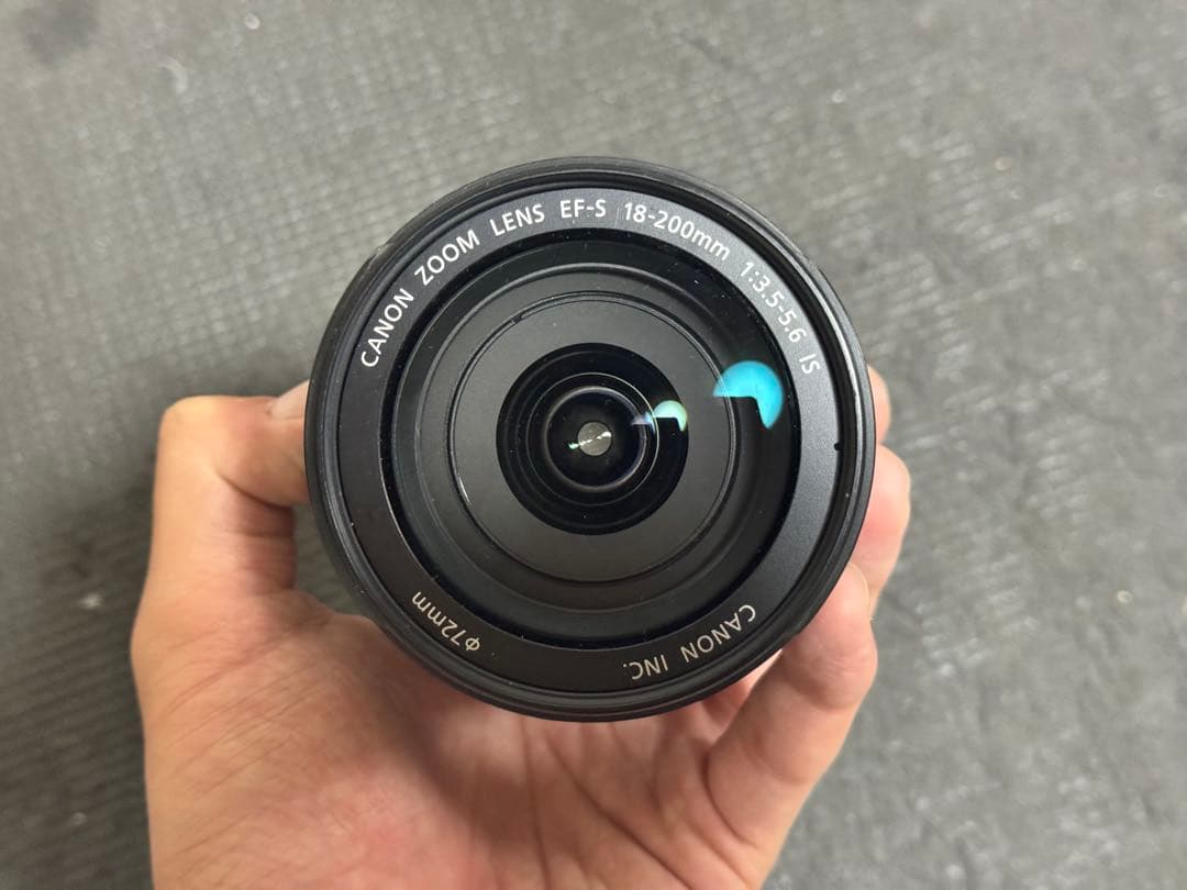 【美品】Canon EF-S 18-200mm F3.5-5.6 IS