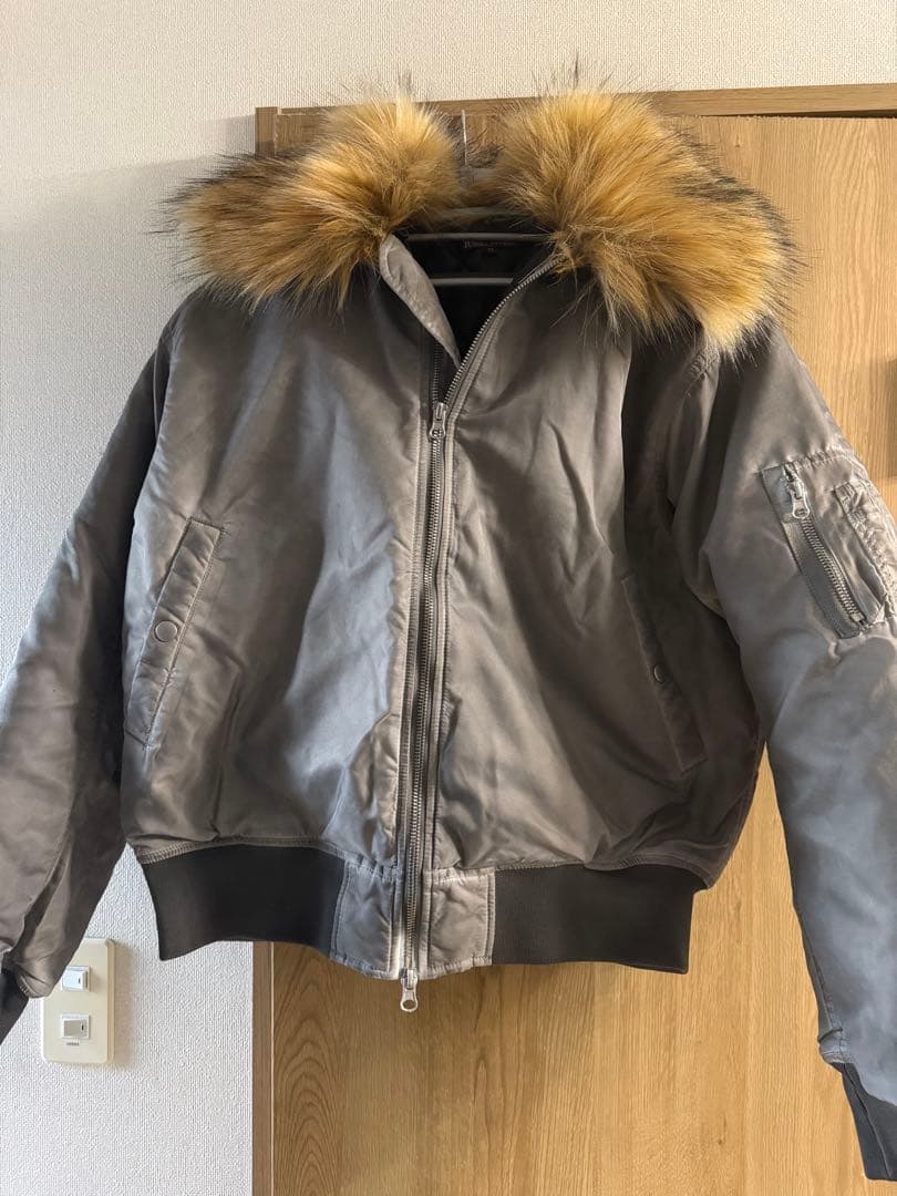 ファー付きグレー レザーミリタリージャケット