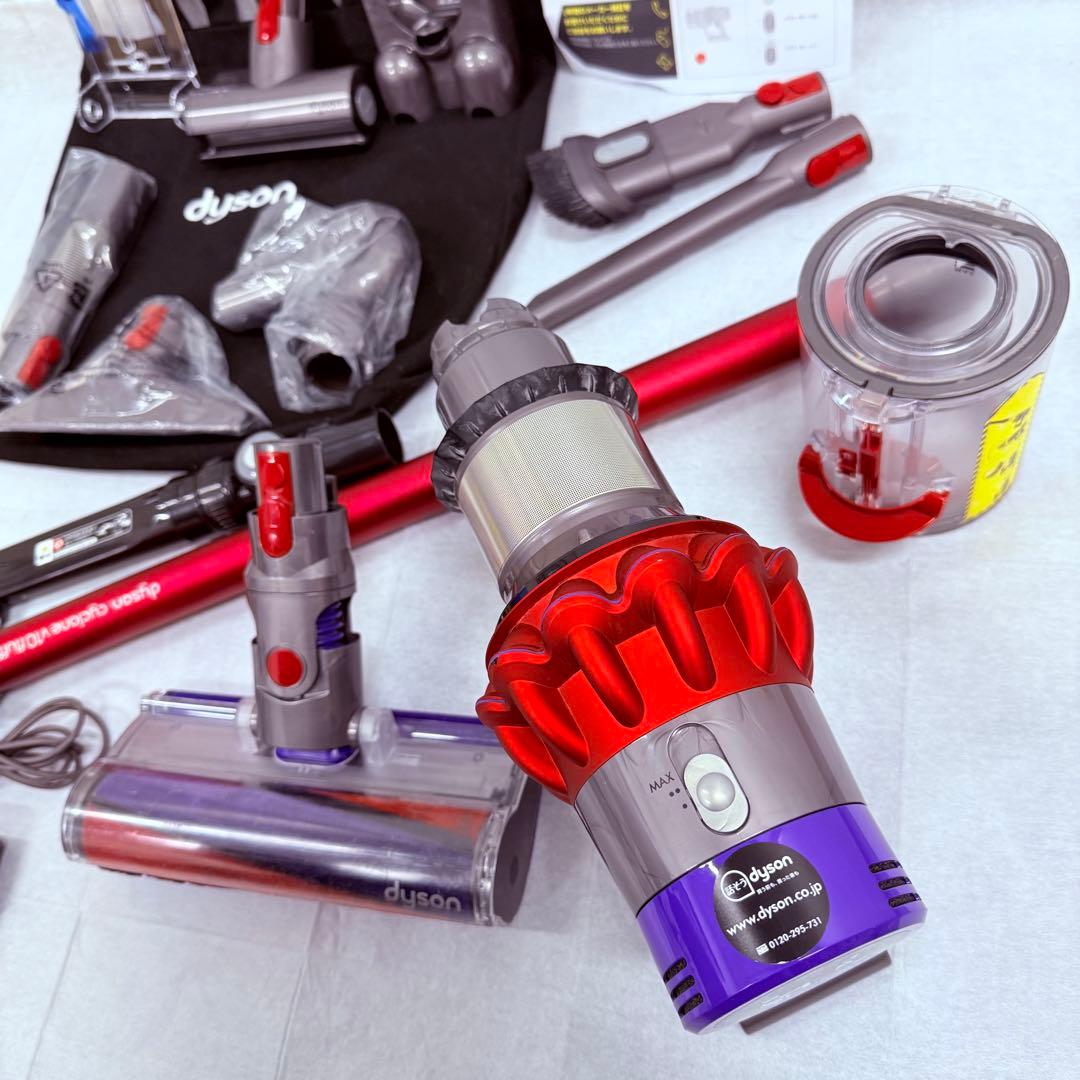 ダイソン V10 Fluffy+ SV12 / バッテリーテスト済・付属品完備