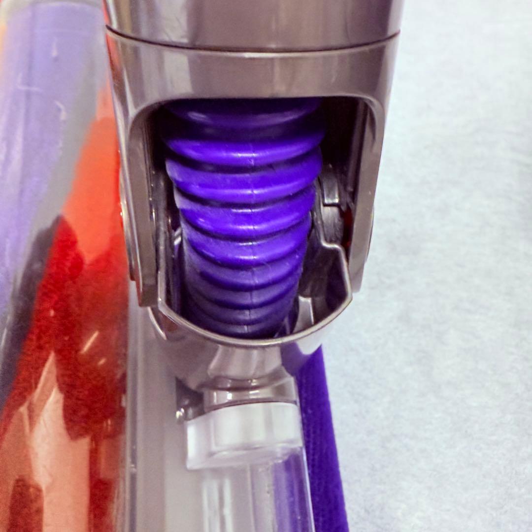 ダイソン V10 Fluffy+ SV12 / バッテリーテスト済・付属品完備