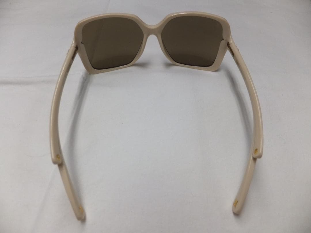 ルイヴィトン　フロール カレ サングラス ライトベージュ スモーク Z0392E