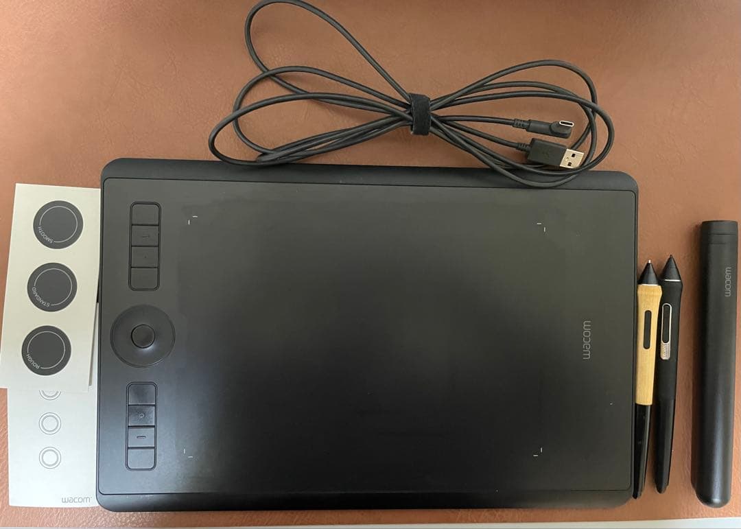 Wacom Intuos Pro ペンタブレット本体