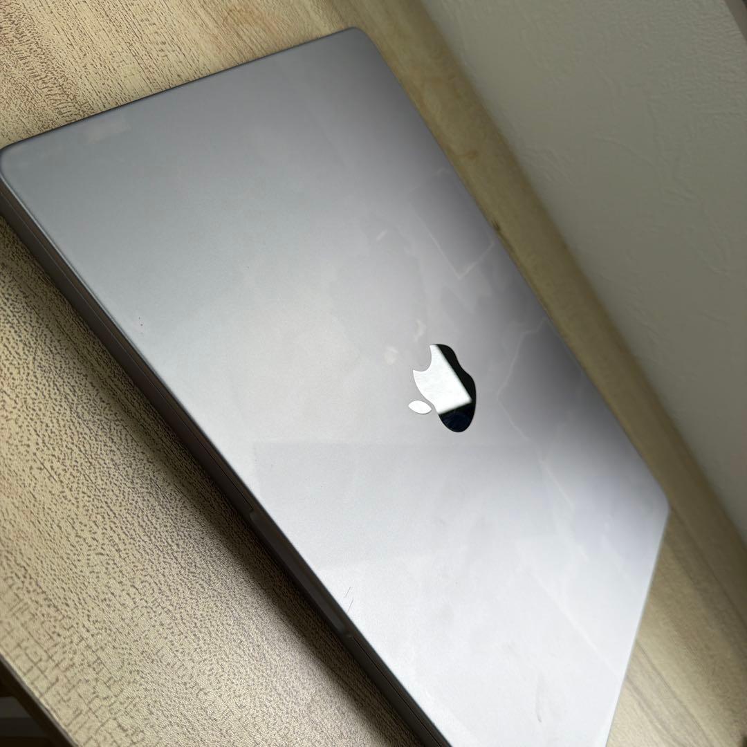 MacBook本体 Macbook pro 2021 14inch M1 Pro 16GB 512G