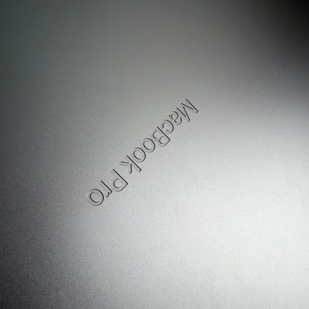 MacBook本体 Macbook pro 2021 14inch M1 Pro 16GB 512G