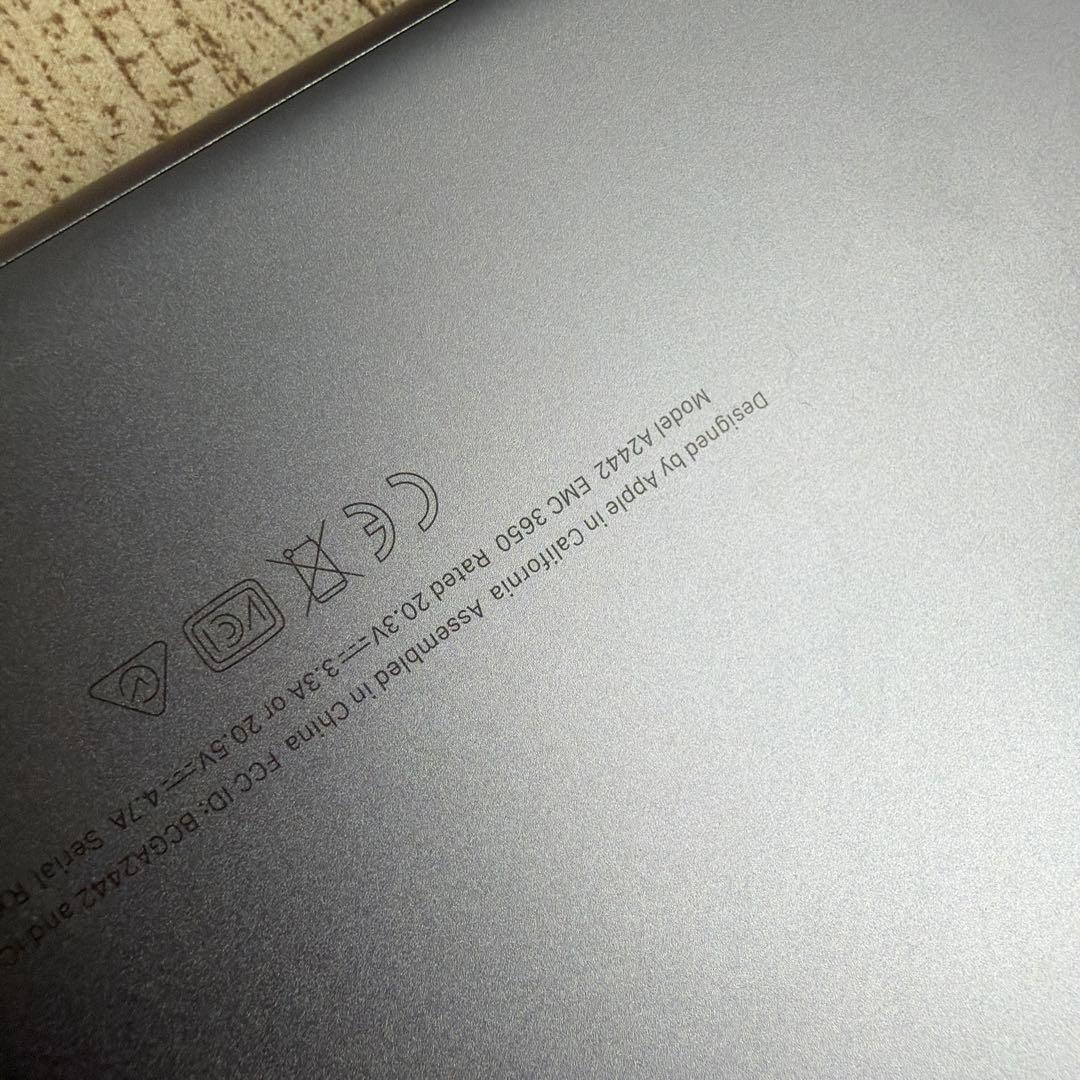 MacBook本体 Macbook pro 2021 14inch M1 Pro 16GB 512G