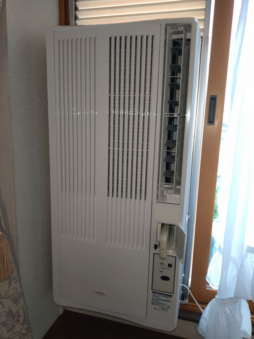 窓用エアコン コイズミ KAW-1602/W リモコン付き 使用期間、極少。