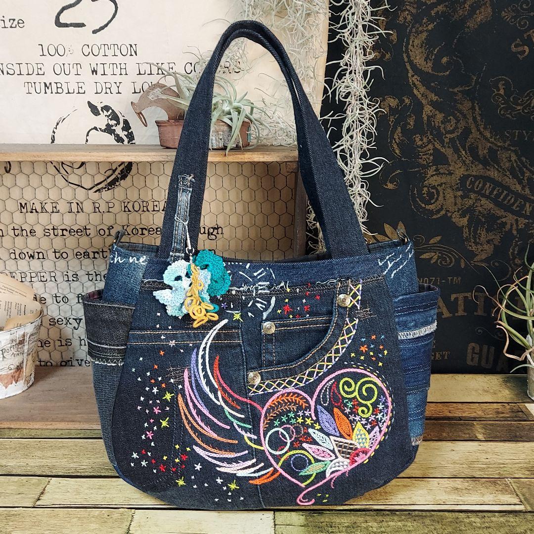 刺繍デニムバック　No.670　デニムリメイクチューリップバック　刺繍バック