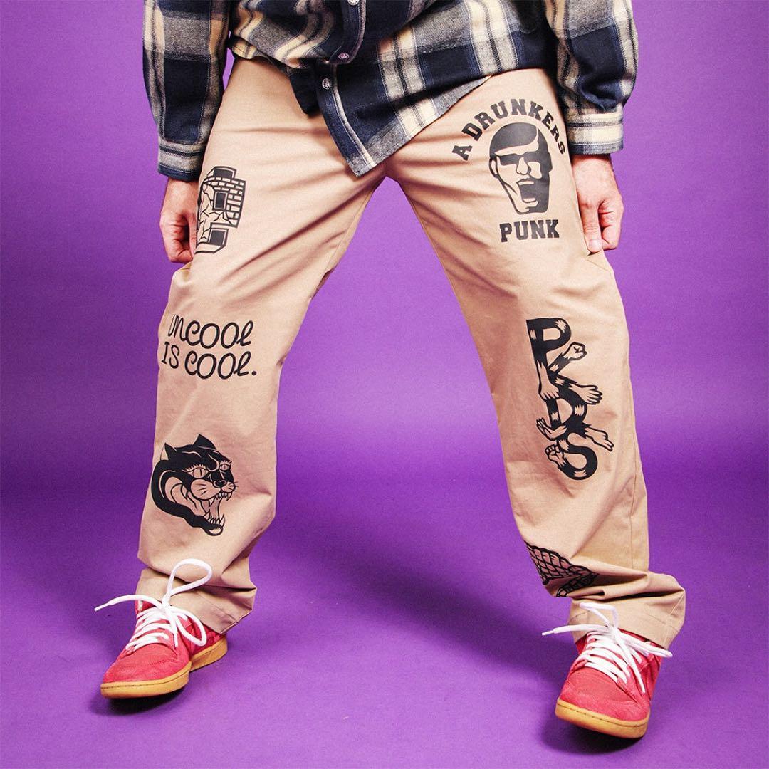 【新品未使用】パンクドランカーズ プリントいっぱいチノパン Mサイズ