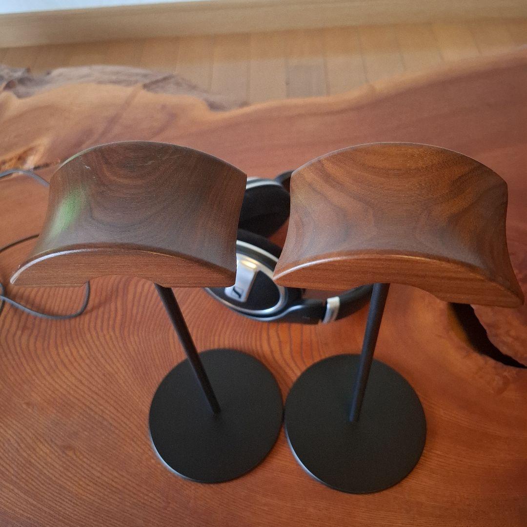 ゼンハイザーヘッドホーン&天然木ヘッドホーンスタンド2セット良品！！