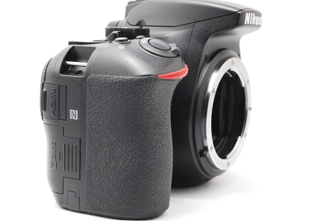 Nikon D5600✨Wi-Fi搭載機種 Bluetoothスマホ転送 高画質