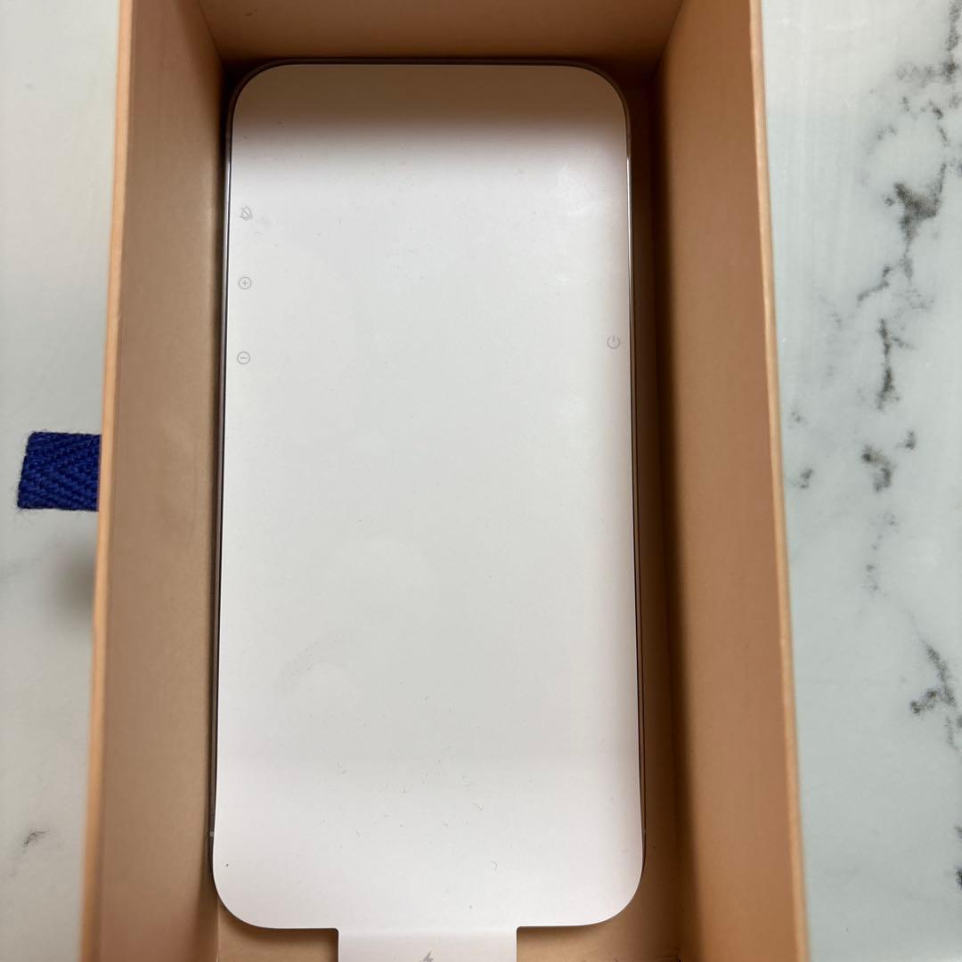 Apple iPhone 14promaxシルバー