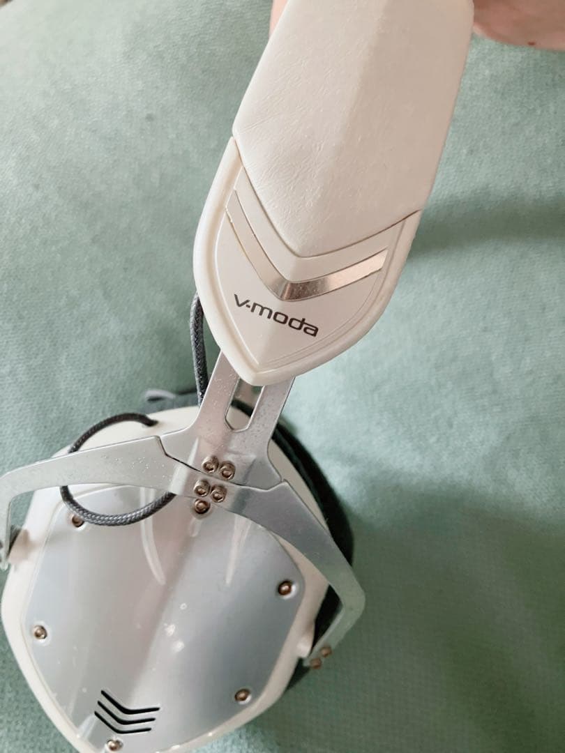 V-MODA DJヘッドホン ケース付き 定価半額以下