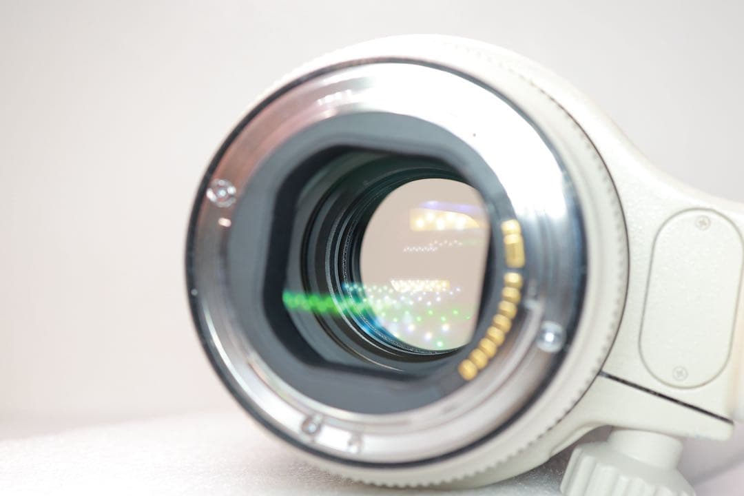 《キヤノン　Canon EF 70-200mm F2.8L IS II USM》