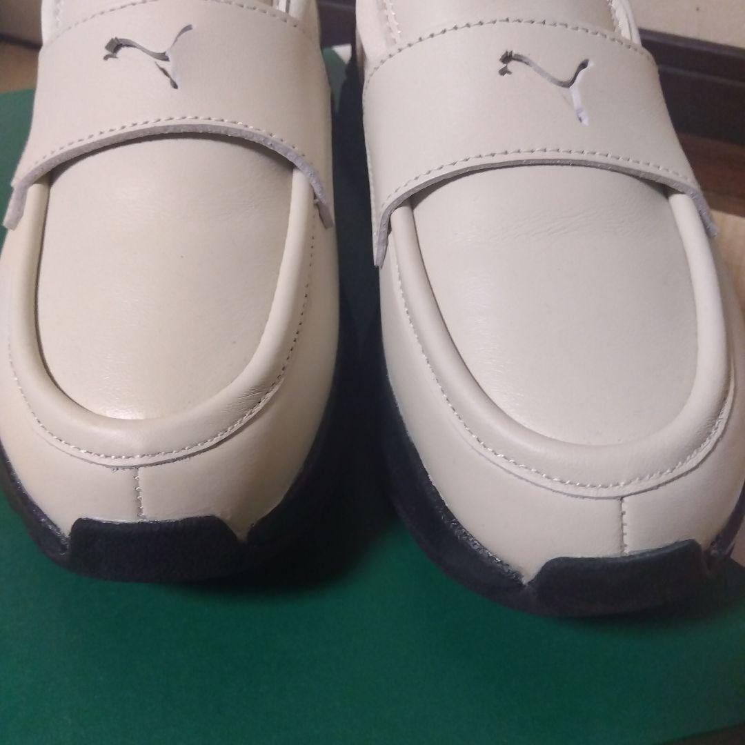 PUMA厚底ローファー