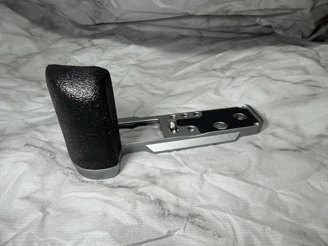 極美品 FUJIFILM X100VI シルバー 別売りアクセサリー多数