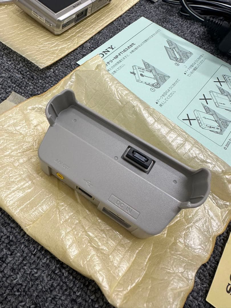 デジタルカメラ SONY DSC-T1 Cyber-shot