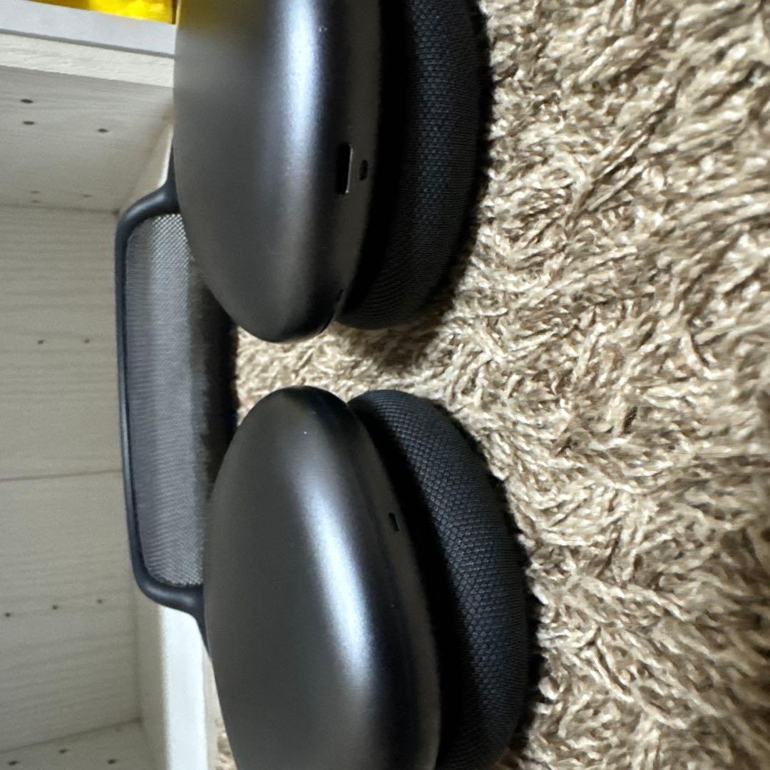 ノイズキャンセリング ヘッドフォン グレー第一世代