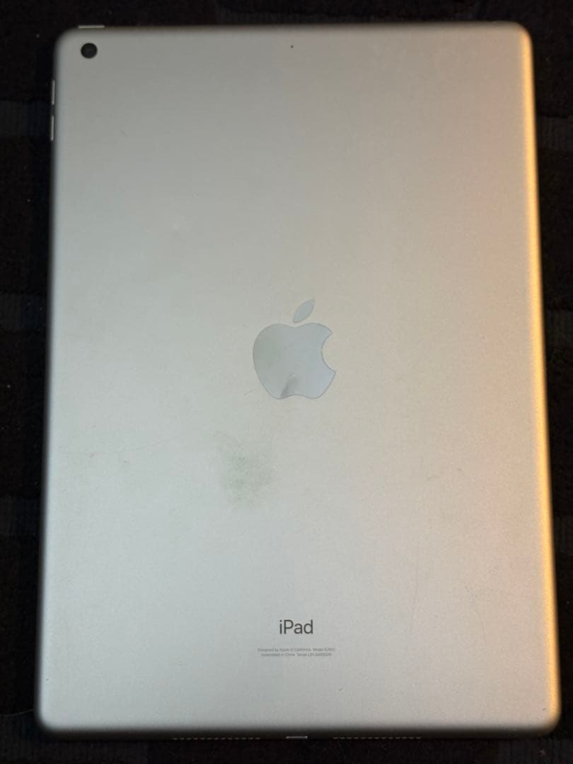 画面割れジャンク品 iPad 第9世代 Wi-Fiモデル A2602 64gb