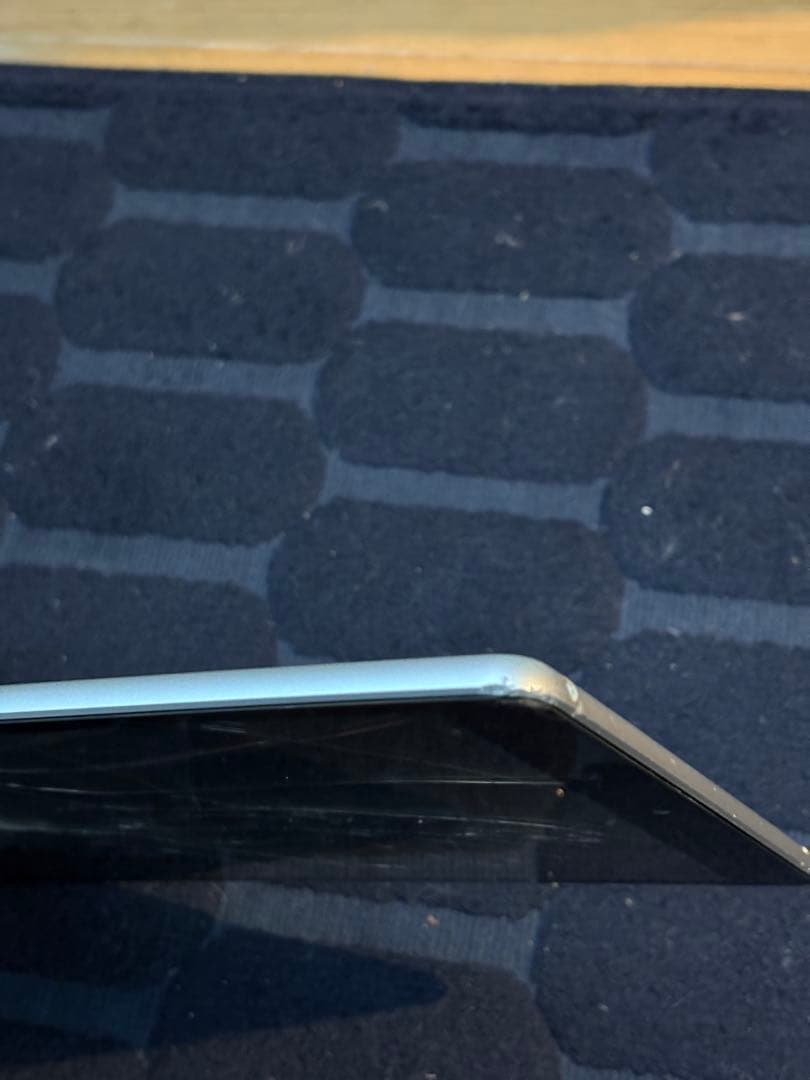 画面割れジャンク品 iPad 第9世代 Wi-Fiモデル A2602 64gb