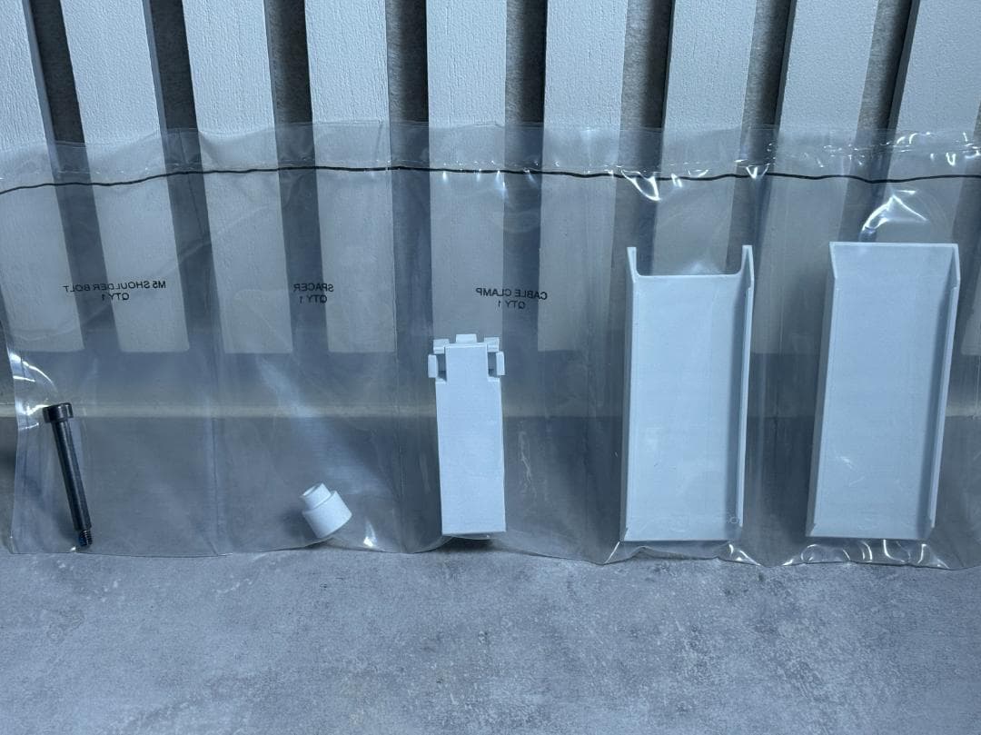 エルゴトロン TRACE モニターアーム ホワイト スリムクランプ付き