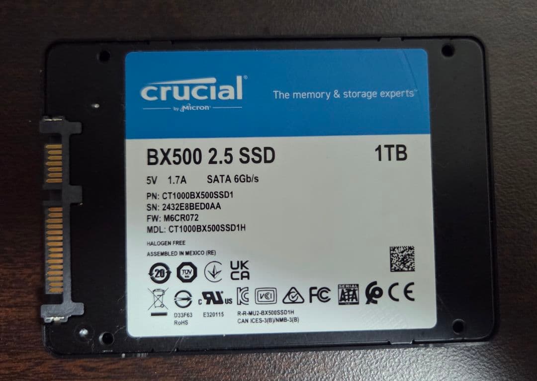 crucial BX500 2.5 SSD 1TB　おまけケーブル付き