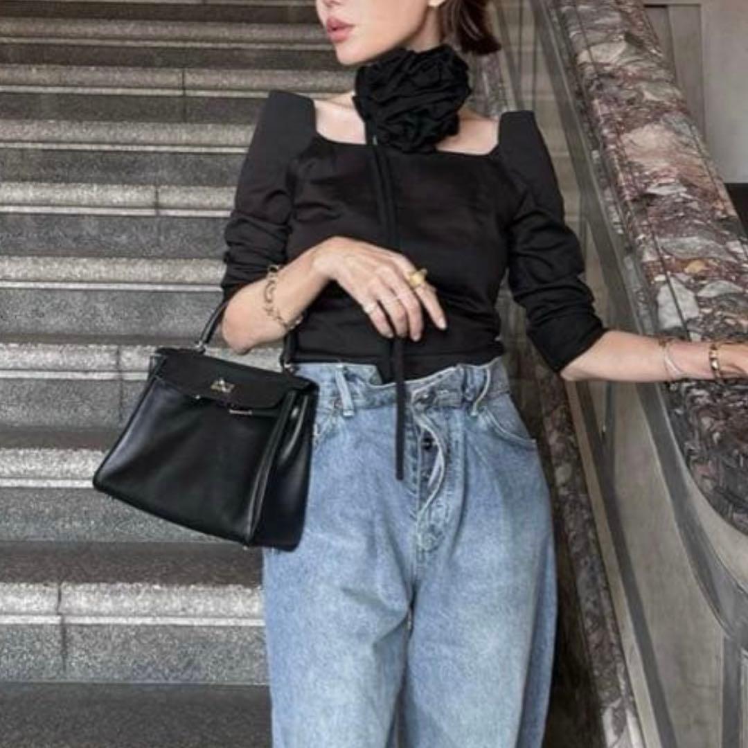 【ぺろ】Elaine Hersby Calista Top オフショルダー