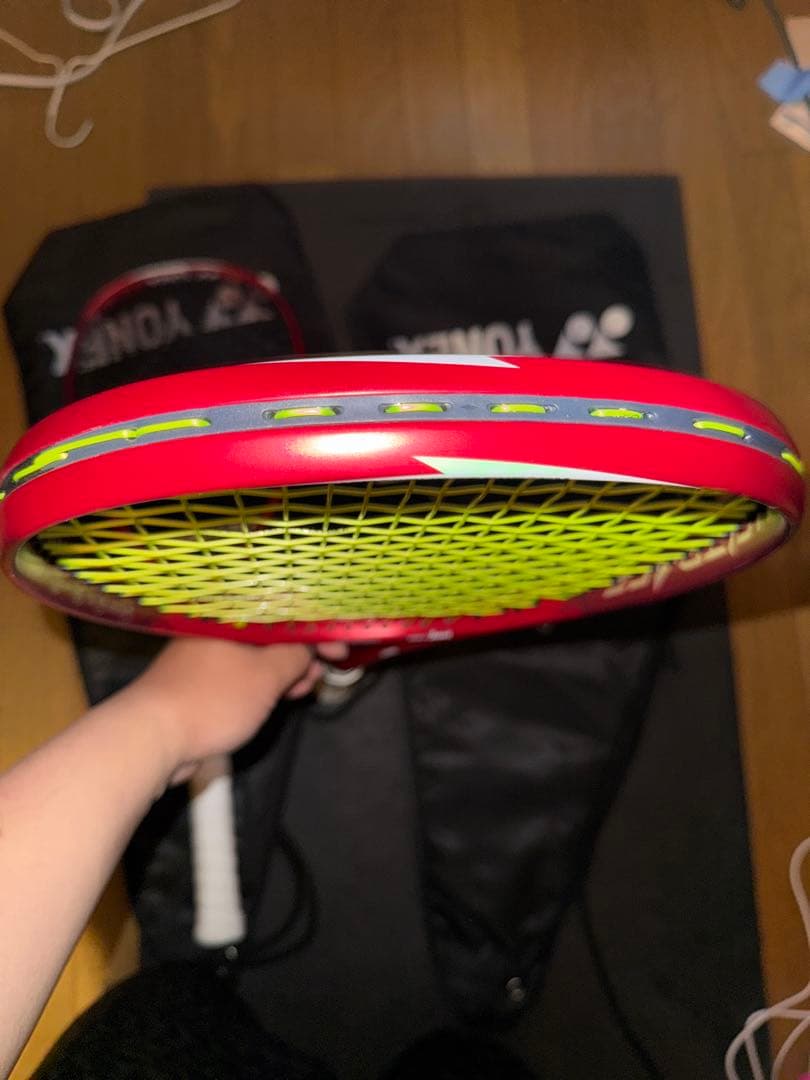 めぐしんYONEX ボルトレイジ7V VOLTRAGE7V クレナイ