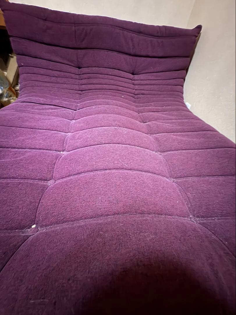 リーンロゼ　トーゴ　ラウンジ　ソファー