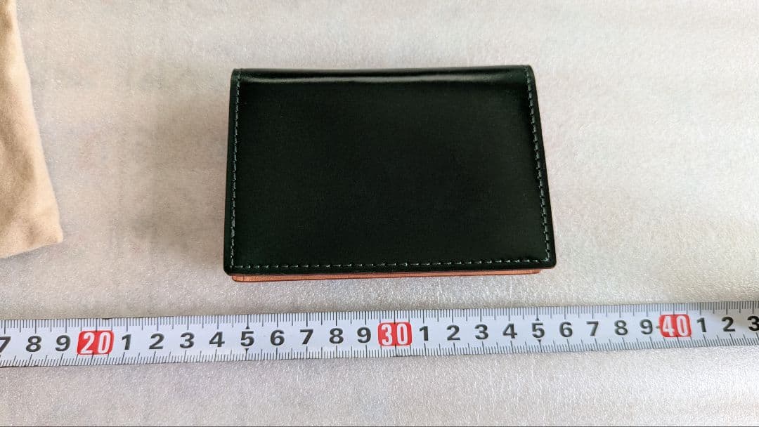 ganzo コードバン 通しマチ名刺入れ　ダークグリーン