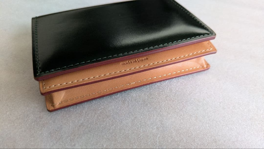 ganzo コードバン 通しマチ名刺入れ　ダークグリーン