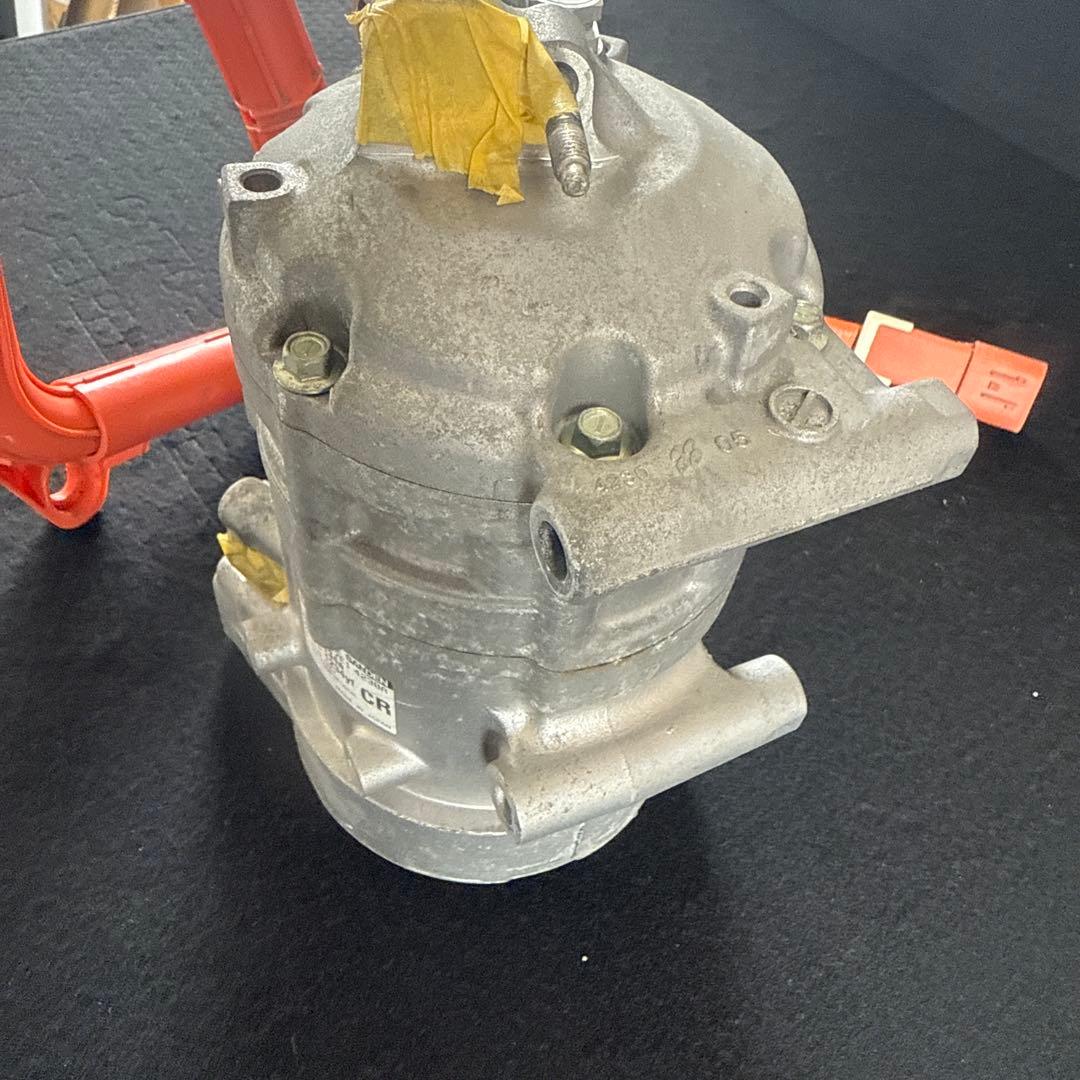 w*2様 ホンダ フリード GB7 コンプレッサー SHS-27M CR 中古