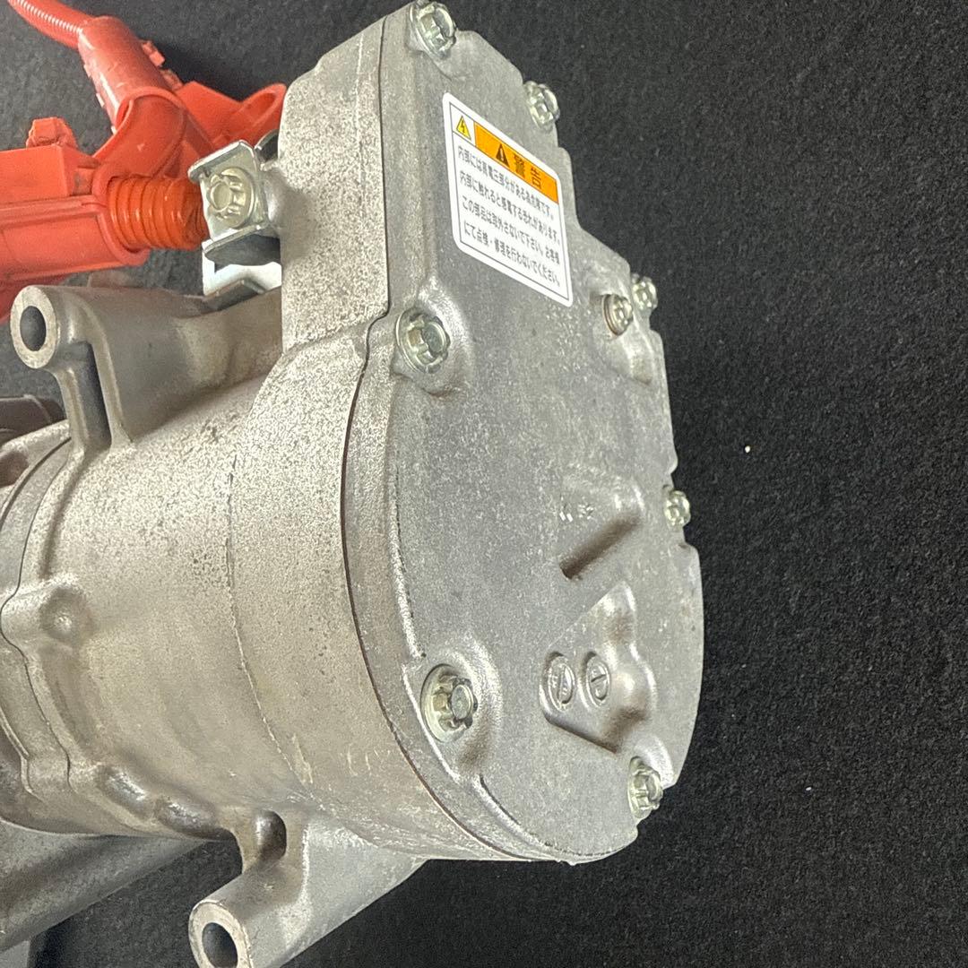 w*2様 ホンダ フリード GB7 コンプレッサー SHS-27M CR 中古