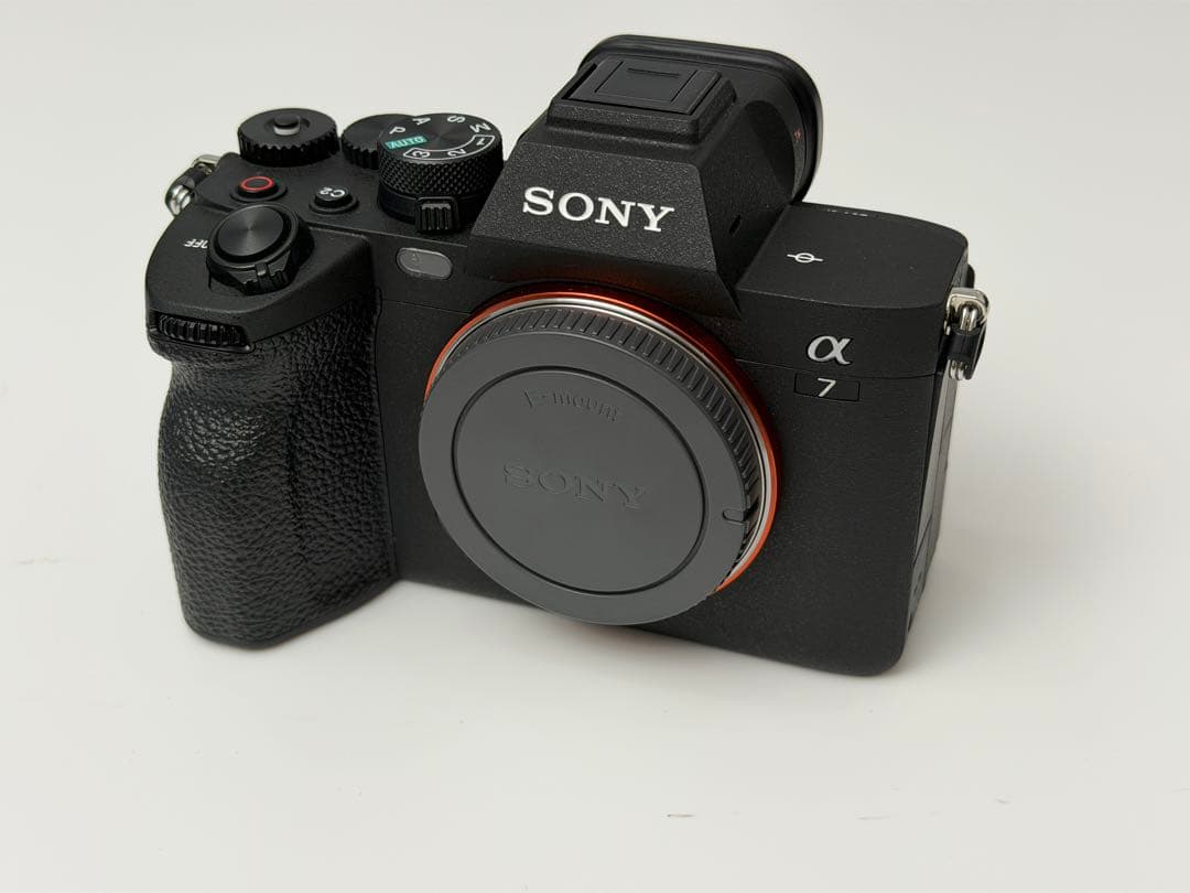 【超美品】SONY α7 IV ILCE-7M4 シャッター637回 ミラーレス