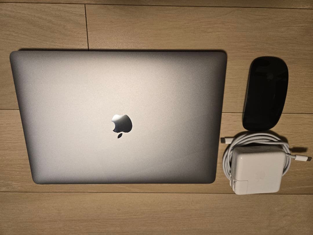 極美品　Apple MacBook Pro 13インチ M1 2020 8GB