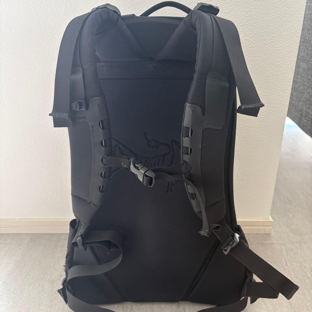 アークテリクス Arro22 BEAMS別注 ブラック リペア有 バックパック