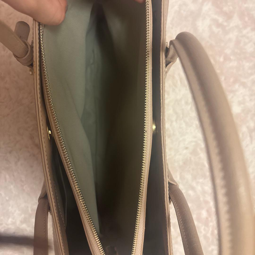 【早い者勝ち！最終値下げ】FURLA トートバッグ　A4