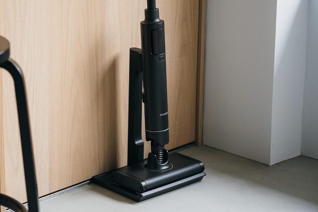 値下げ 限定ノズルセット付 バルミューダ ザ・クリーナー ライト C02A-BK