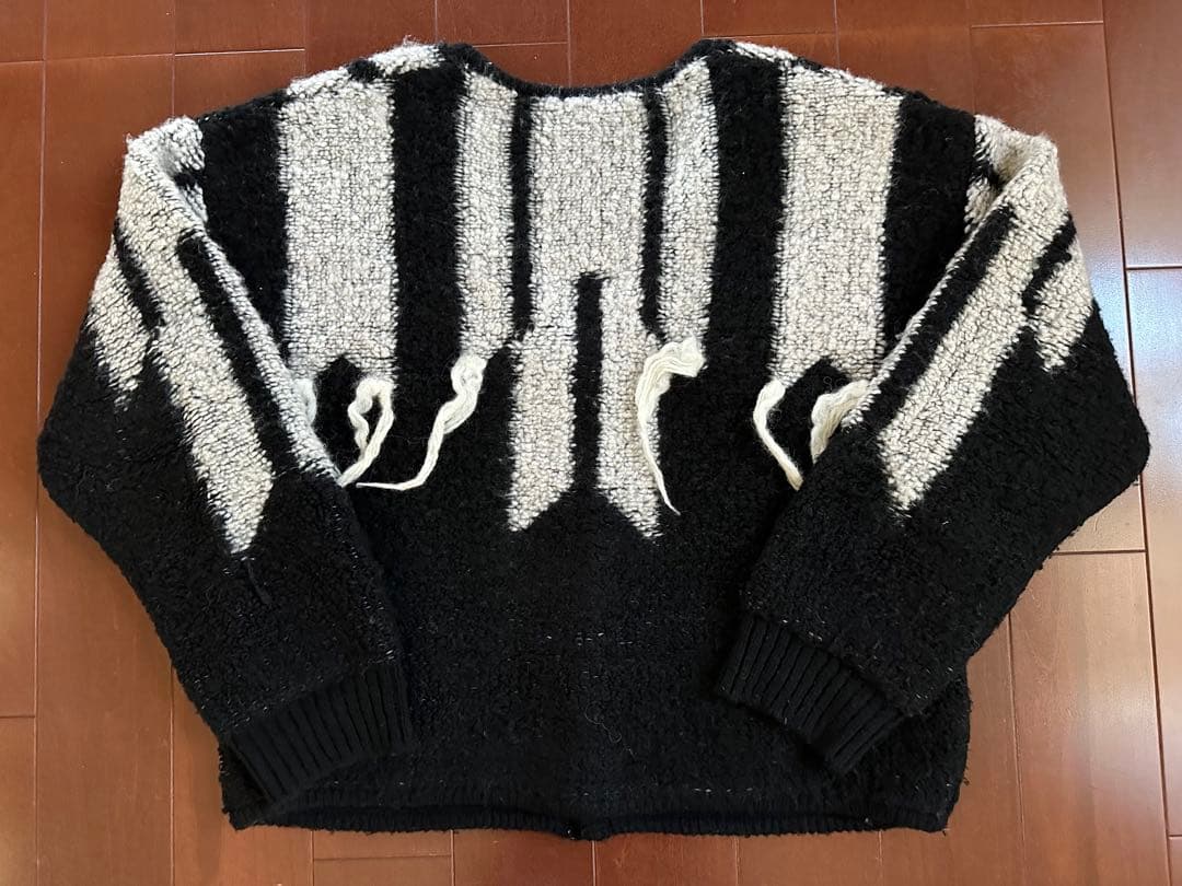 OUT OF FRAMEカーディガン フレームワーク