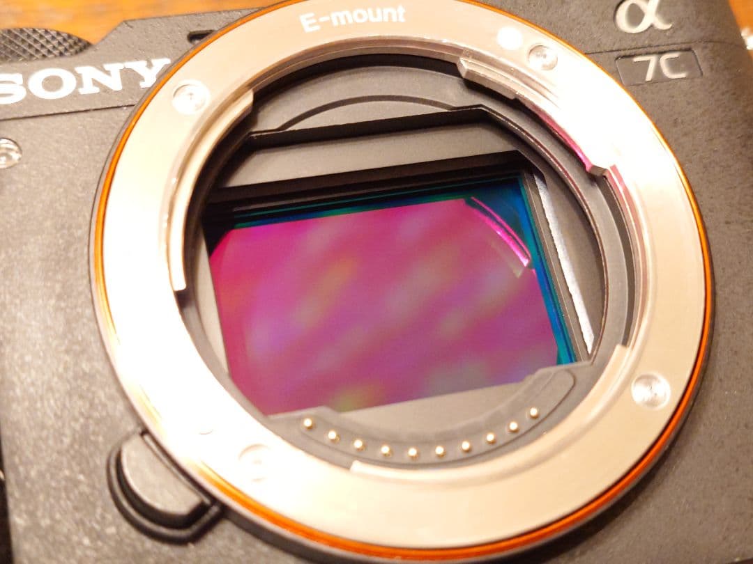 α7cⅱ 本体一式＋Smallrig 　今だけ純正未使用バッテリーと充電器付き